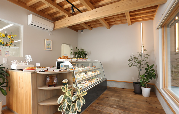 店内ショーケース